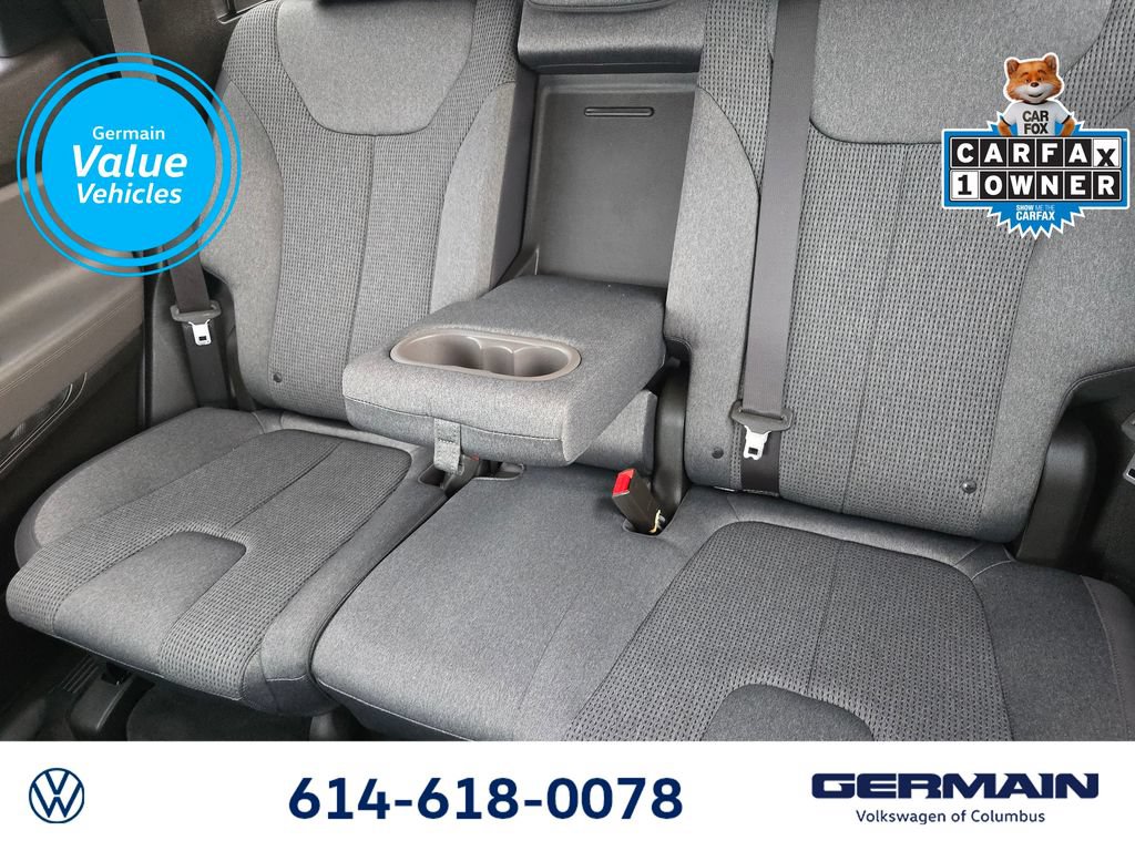 Used 2020 Hyundai Santa Fe SEL w/ Cargo Package FWD image 19