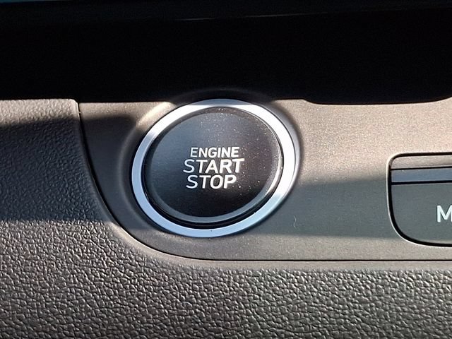 Used 2025 Hyundai Elantra N FWD image 26