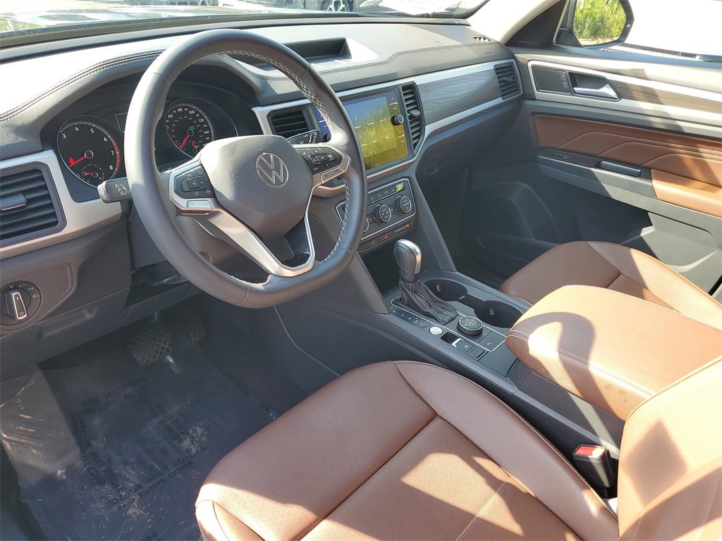 Used 2021 Volkswagen Atlas SE w/ Towing Package image 23