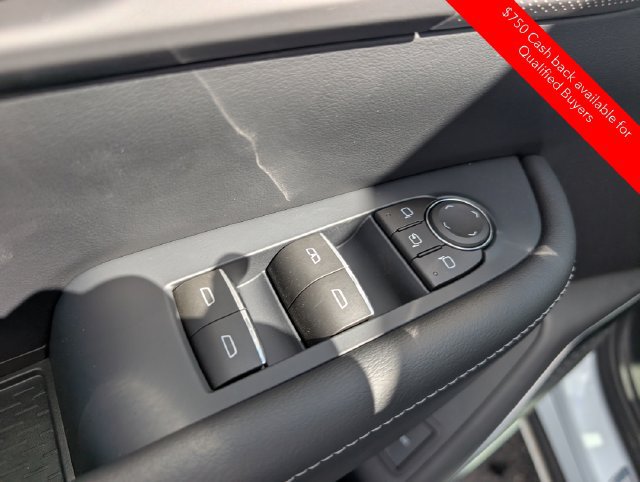 New 2027 Buick Enclave Avenir w/ LPO, Floor Liner Package AWD/4WD image 15