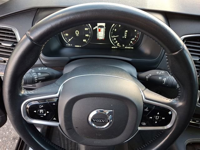 Used 2016 Volvo XC90 T6 Momentum w/ Momentum Plus Package image 24