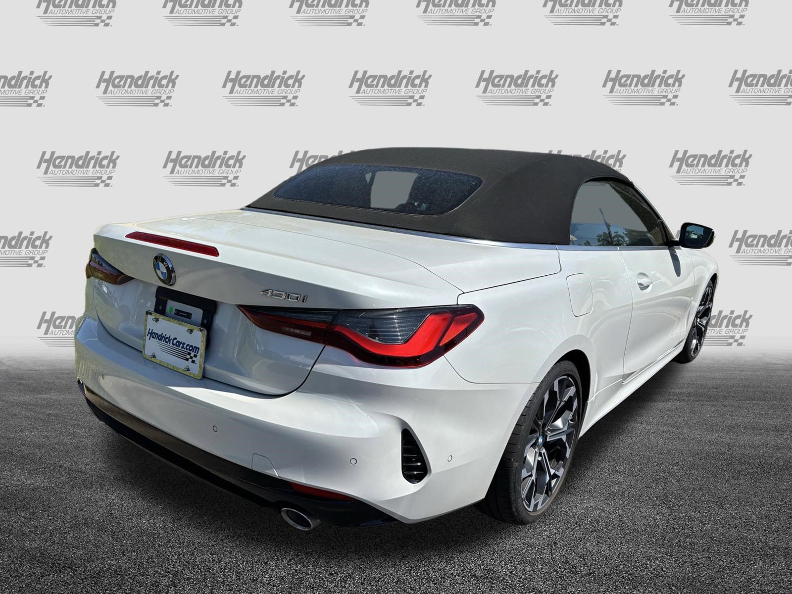 Used 2025 BMW 430i Convertible image 11