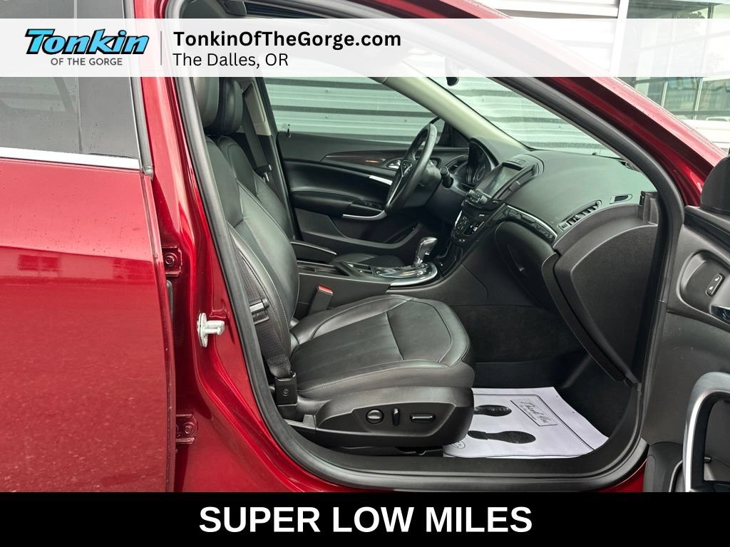 Used 2017 Buick Regal Premium FWD image 25