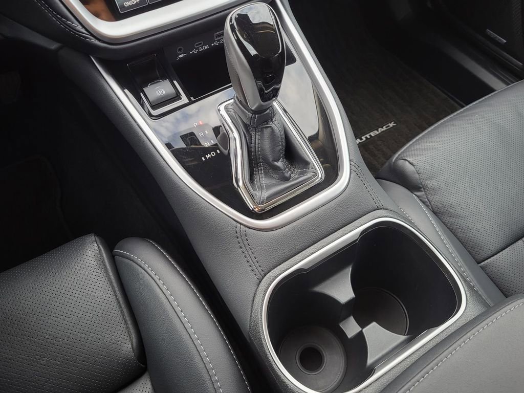 Certified 2023 Subaru Outback Limited image 28