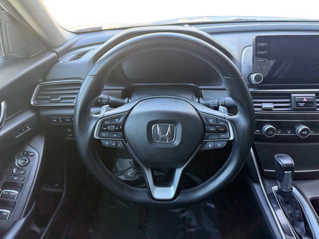 Used 2018 Honda Accord Touring image 14