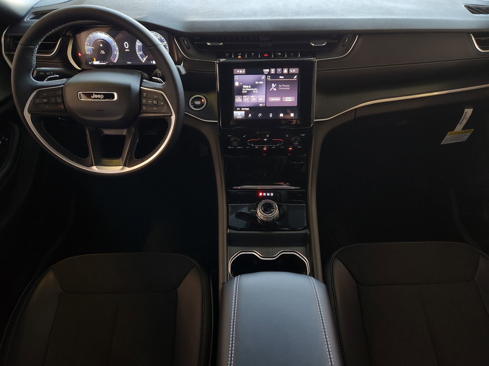 New 2025 Jeep Grand Cherokee L Altitude image 21