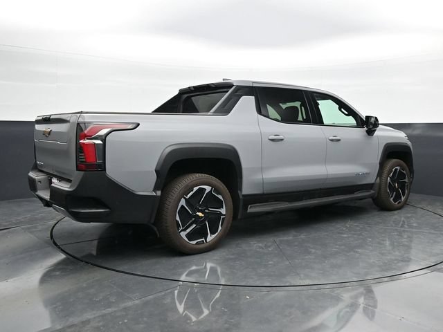 New 2026 Chevrolet Silverado EV LT AWD/4WD image 2