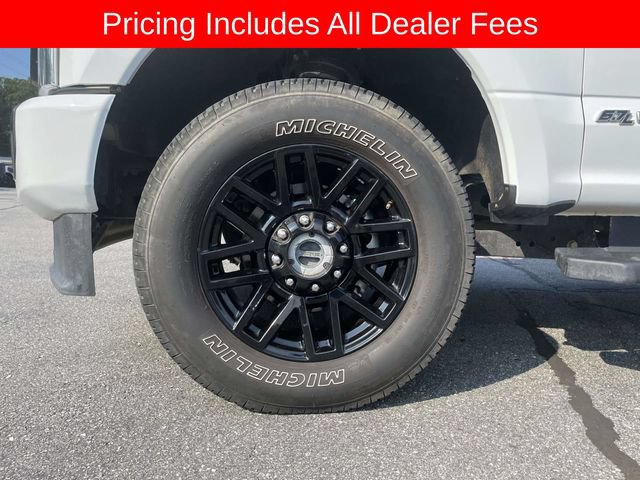 Used 2022 Ford F250 XLT w/ Black Appearance Package AWD/4WD image 9
