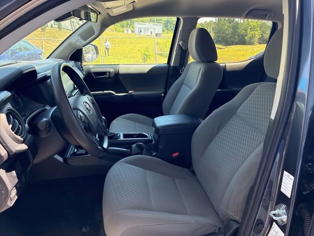 Used 2022 Toyota Tacoma SR AWD/4WD image 17