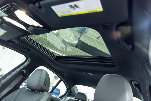 New 2026 BMW 330i xDrive Sedan image 16