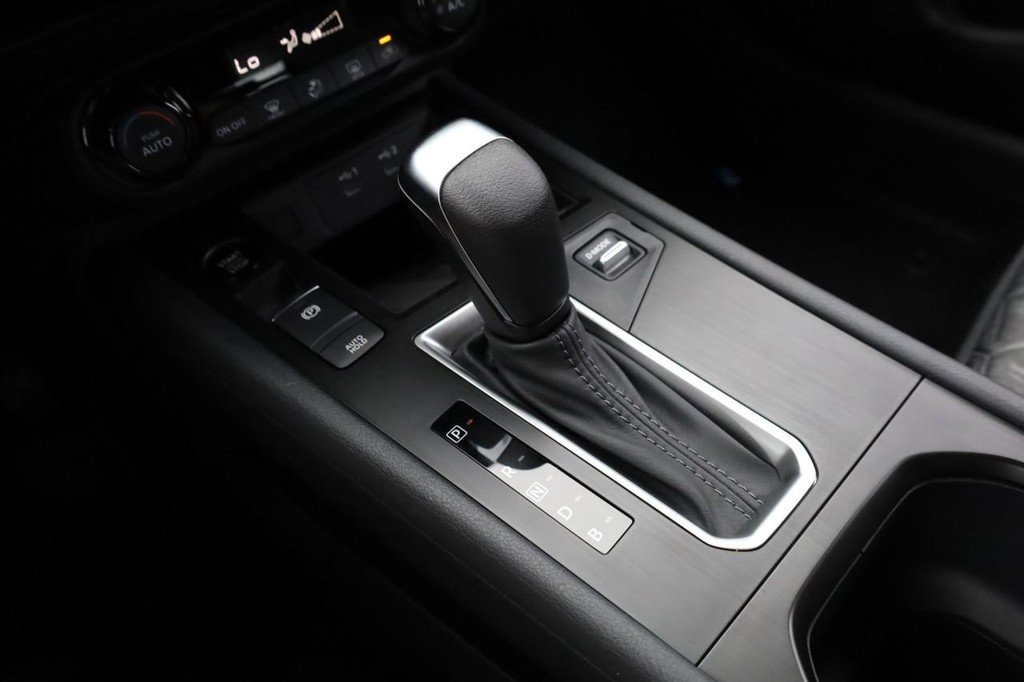 New 2026 Nissan Kicks SV image 16