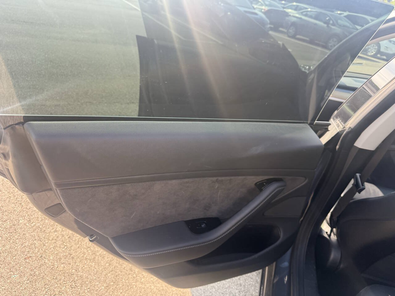Used 2019 Tesla Model 3 Standard Range Plus RWD image 19