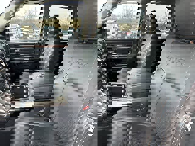 Used 2014 RAM 2500 Laramie image 3