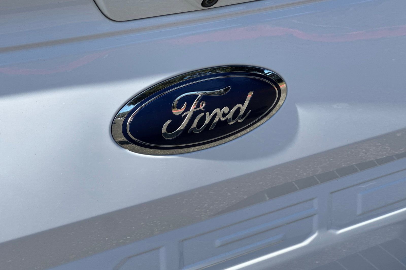Used 2020 Ford F150 Lariat image 28