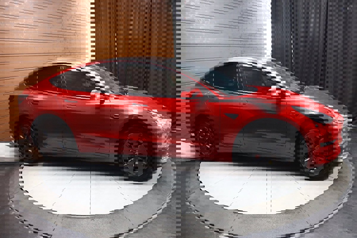 Used 2021 Tesla Model 3 Long Range image 9