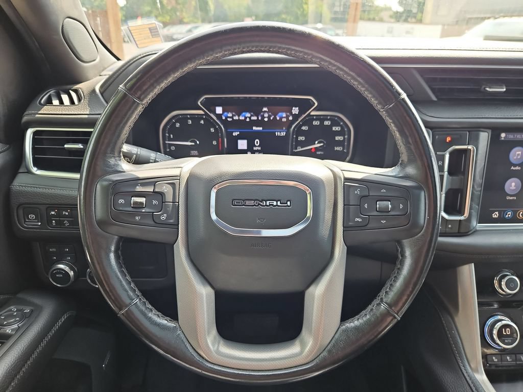 Used 2021 GMC Yukon XL Denali w/ Advanced Technology Package AWD/4WD image 20