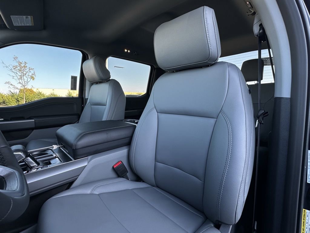 New 2025 Ford F150 Lightning Flash image 75