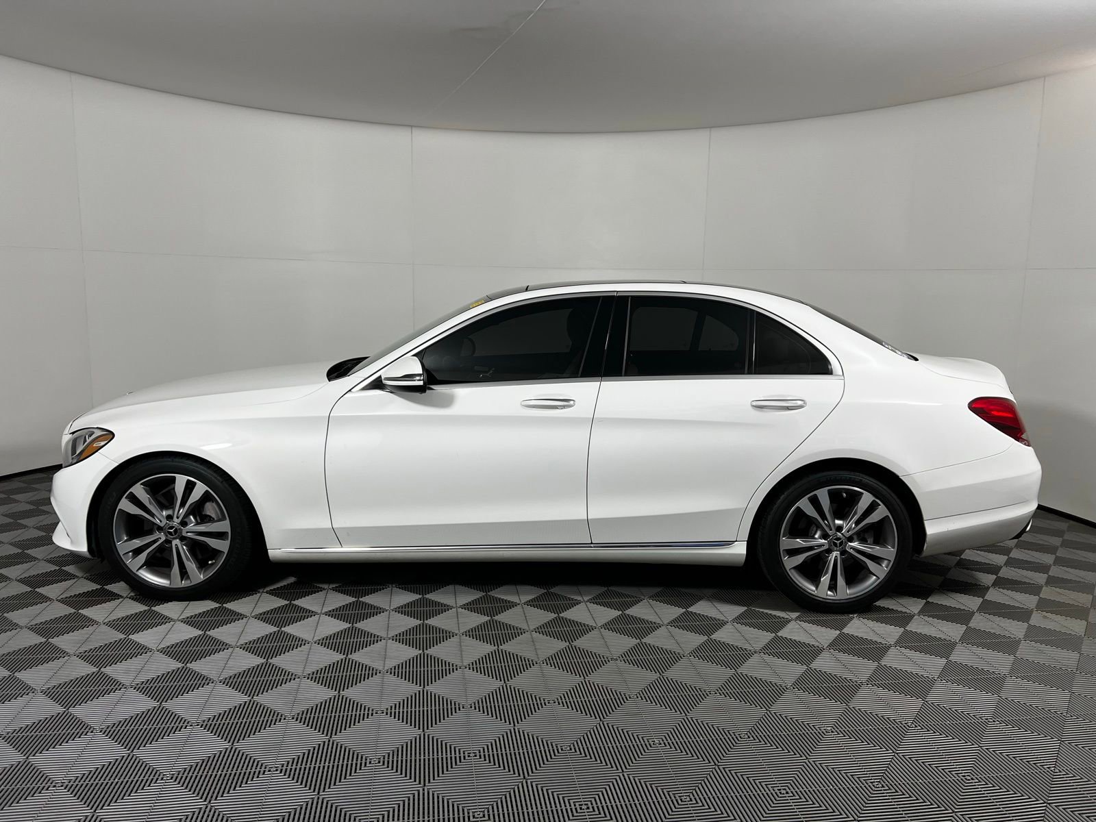 Used 2018 Mercedes-Benz C 300 C 300 image 8
