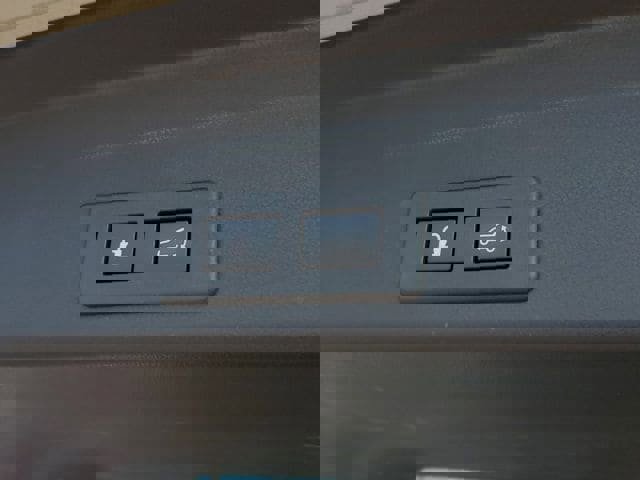 Used 2022 Subaru Ascent Touring image 10