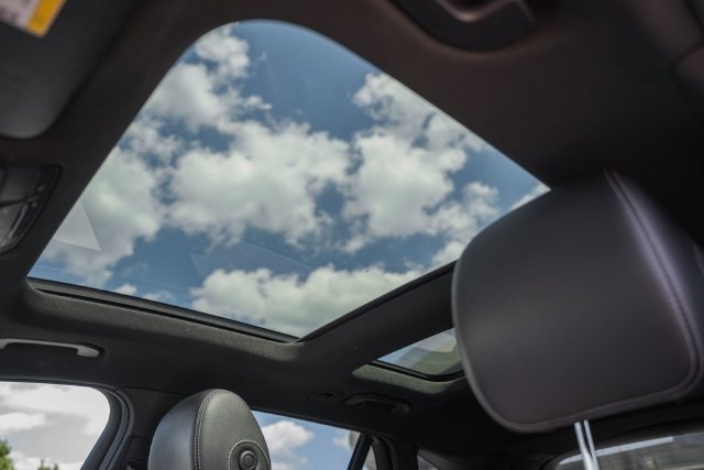 Used 2019 Mercedes-Benz GLC 300 4MATIC image 40
