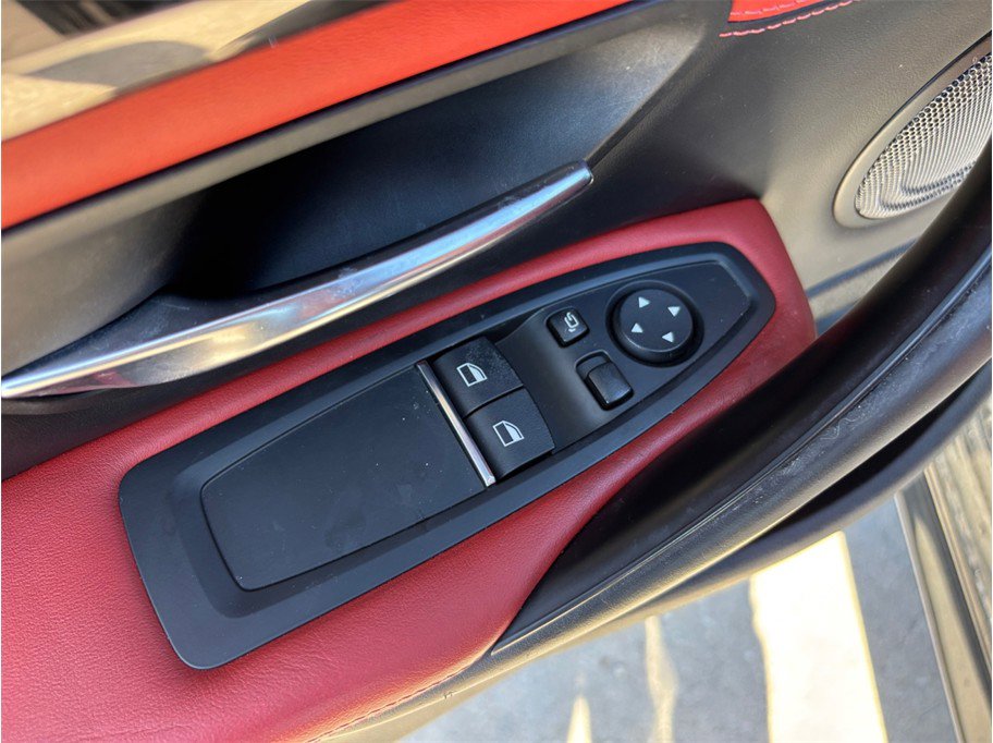 Used 2018 BMW M4 Coupe image 21