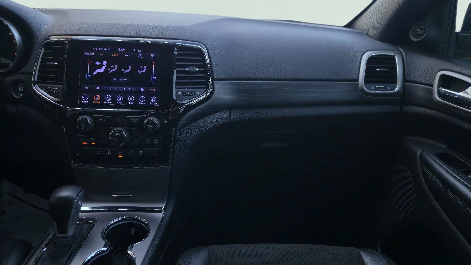 Used 2016 Jeep Grand Cherokee Laredo w/ Quick Order Package 23E RWD image 21