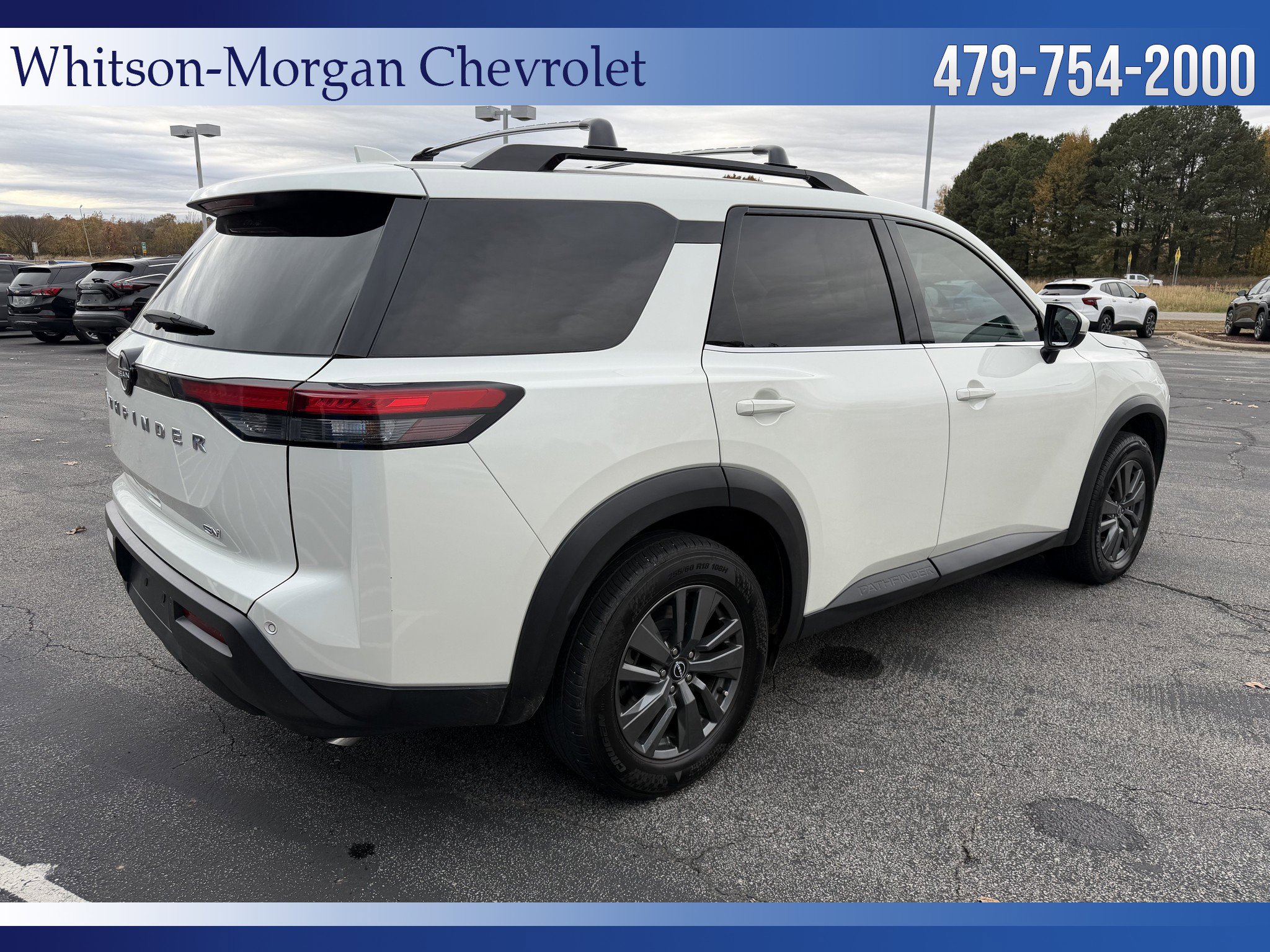 Used 2022 Nissan Pathfinder SV image 5