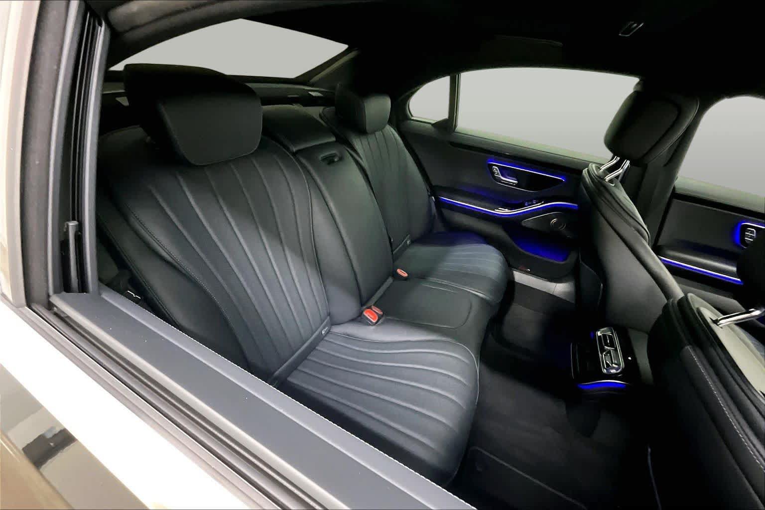 Used 2025 Mercedes-Benz S 500 4MATIC image 19