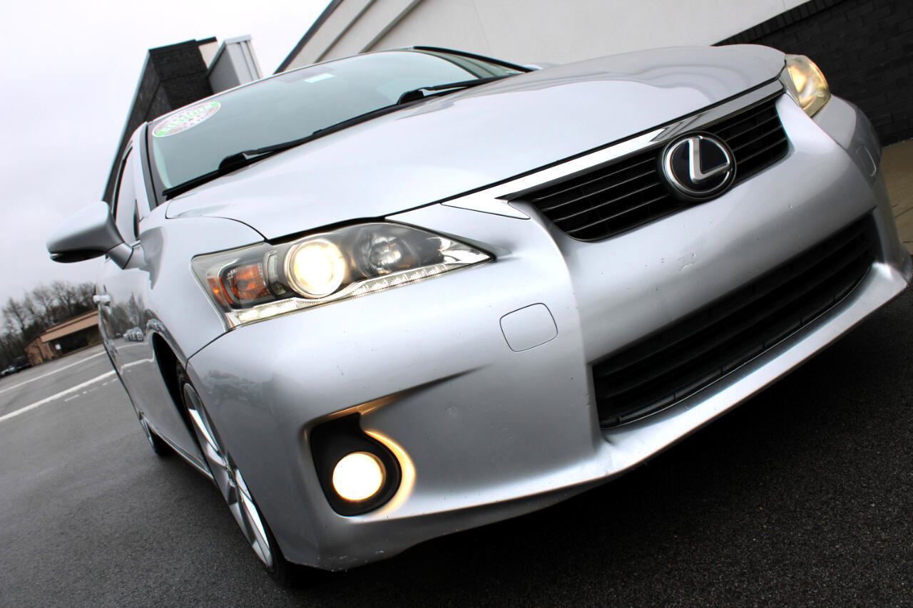 Used 2012 Lexus CT 200h Premium image 8