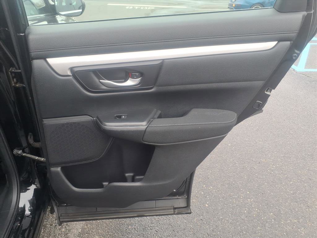 Used 2019 Honda CR-V LX image 12