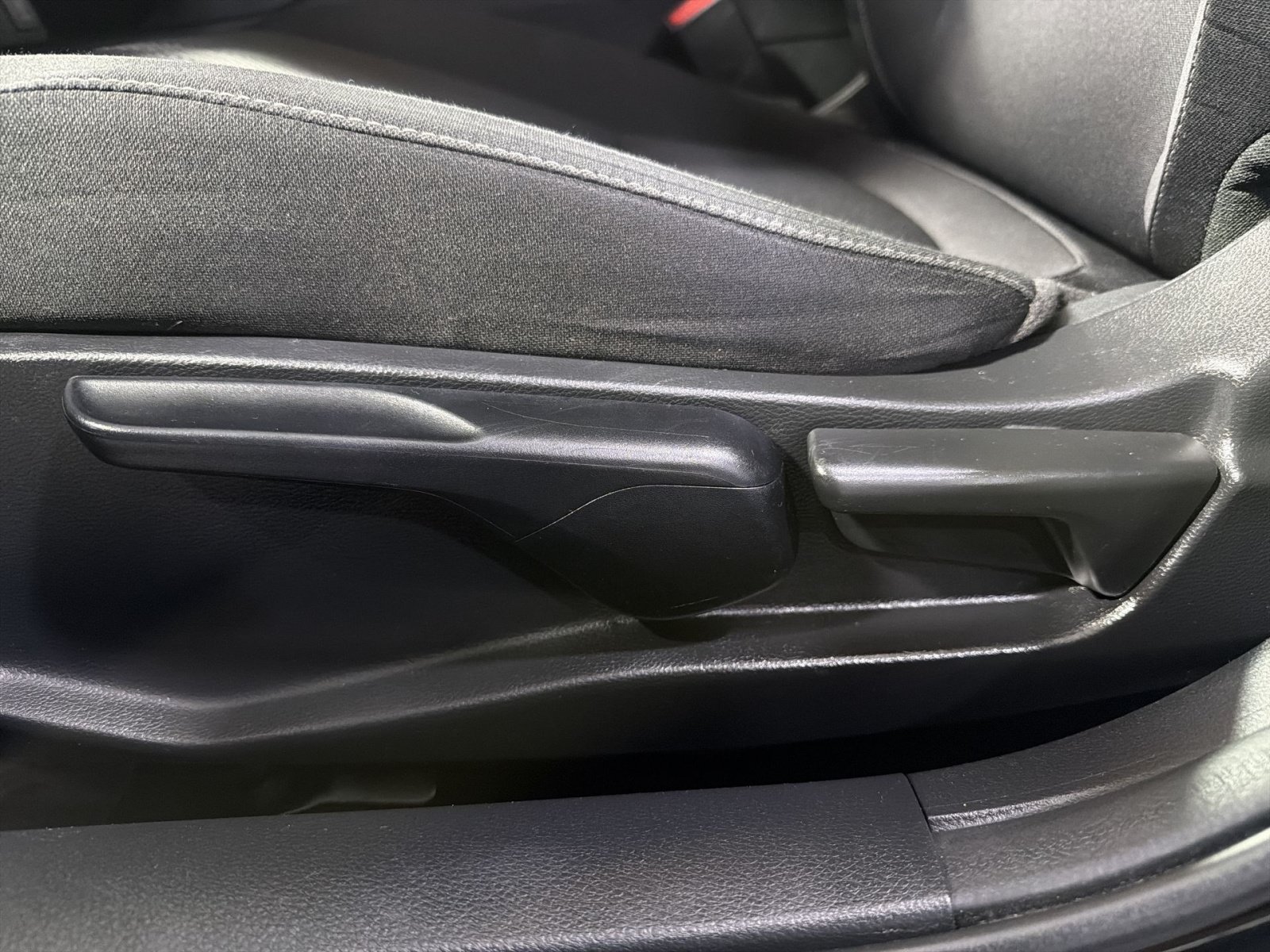 Used 2020 Honda Civic LX image 24