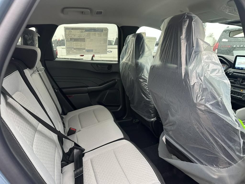 New 2026 Ford Escape Active w/ Cold Weather Package FWD image 4