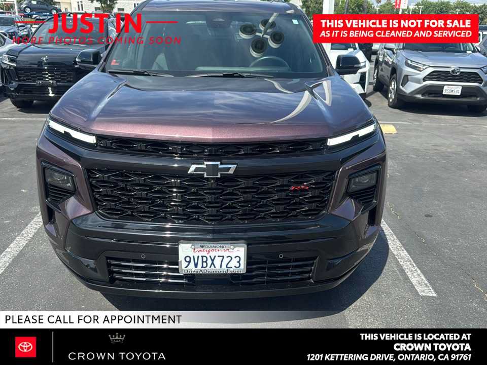Used 2026 Chevrolet Traverse RS w/ LPO, Floor Liner Package FWD image 2
