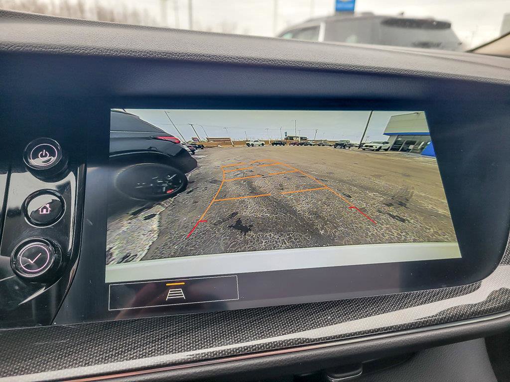 Certified 2022 Buick Envision Essence w/ Sport Touring Package image 20