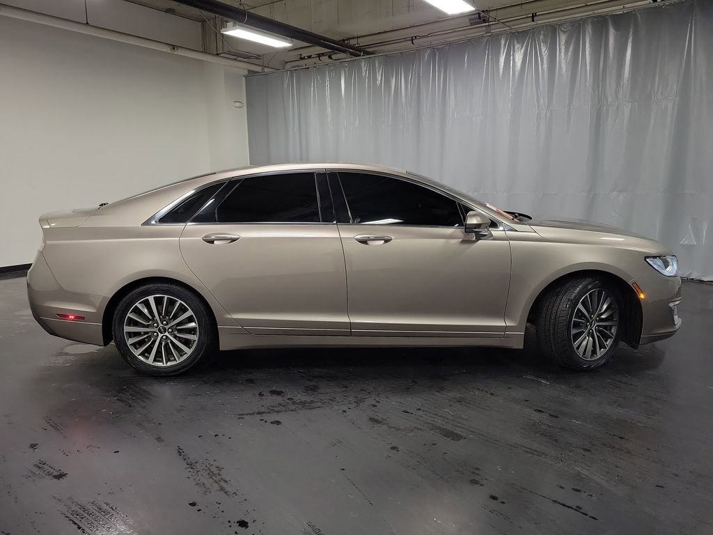 Used 2018 Lincoln MKZ Select w/ Select Plus Package image 10