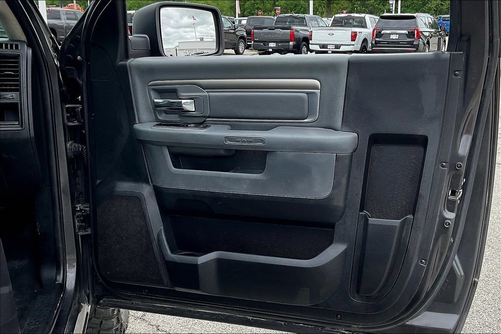Used 2018 RAM 1500 Tradesman w/ Power & Remote Entry Group AWD/4WD image 17