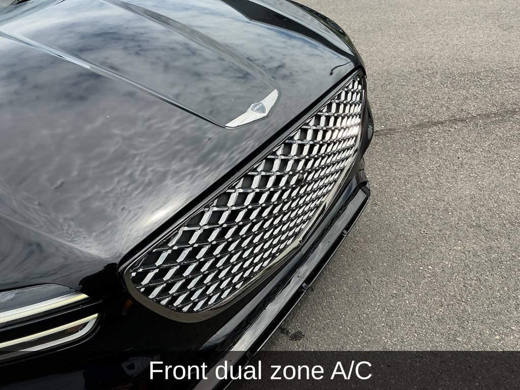 Used 2022 Genesis GV70 2.5T AWD/4WD image 5