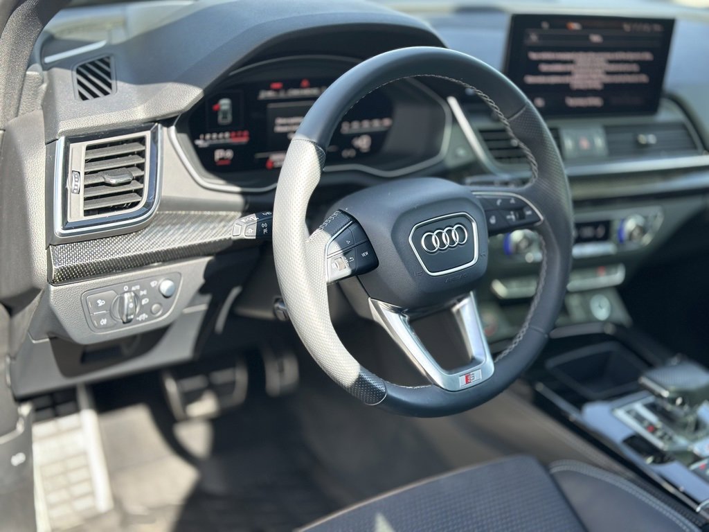 Used 2023 Audi SQ5 Prestige w/ Prestige Package image 12