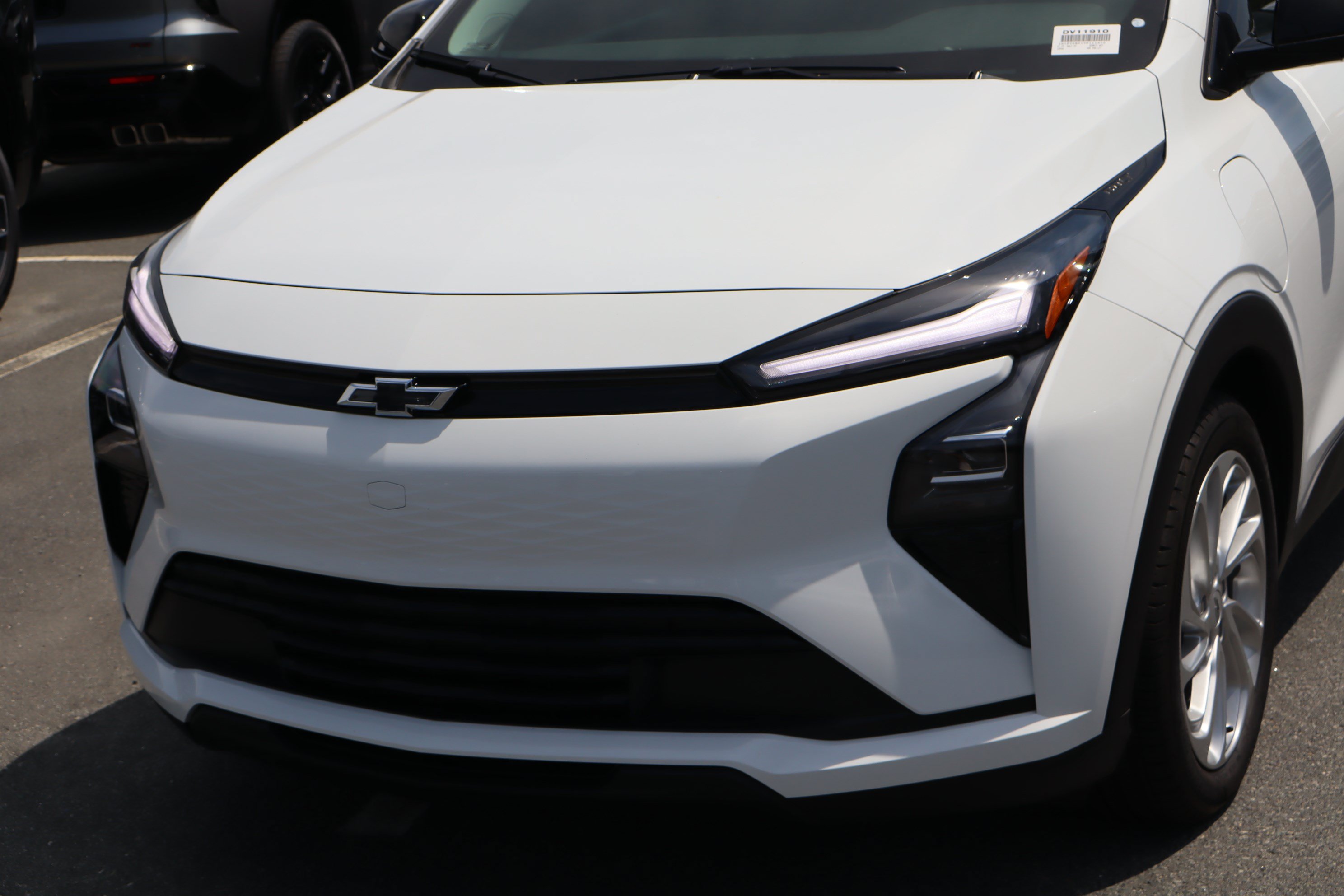 New 2027 Chevrolet Bolt LT FWD image 5
