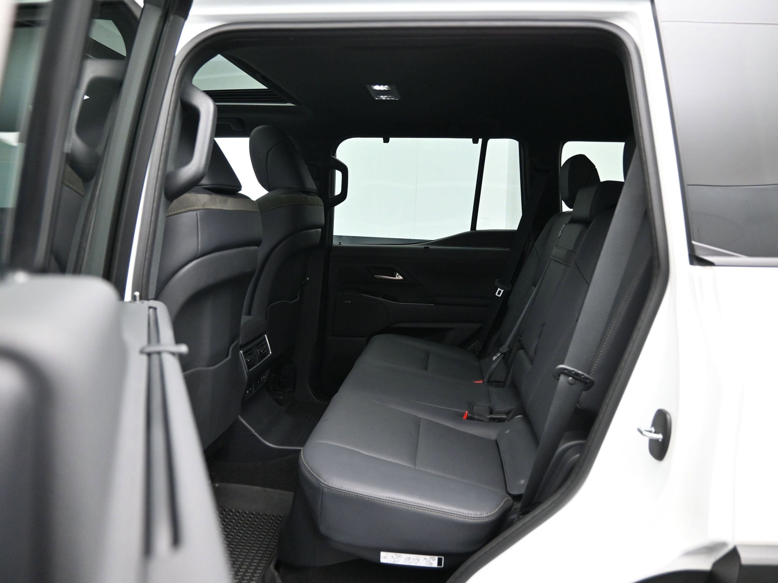 Used 2024 Lexus GX 550 GX 550 Overtrail+ image 11