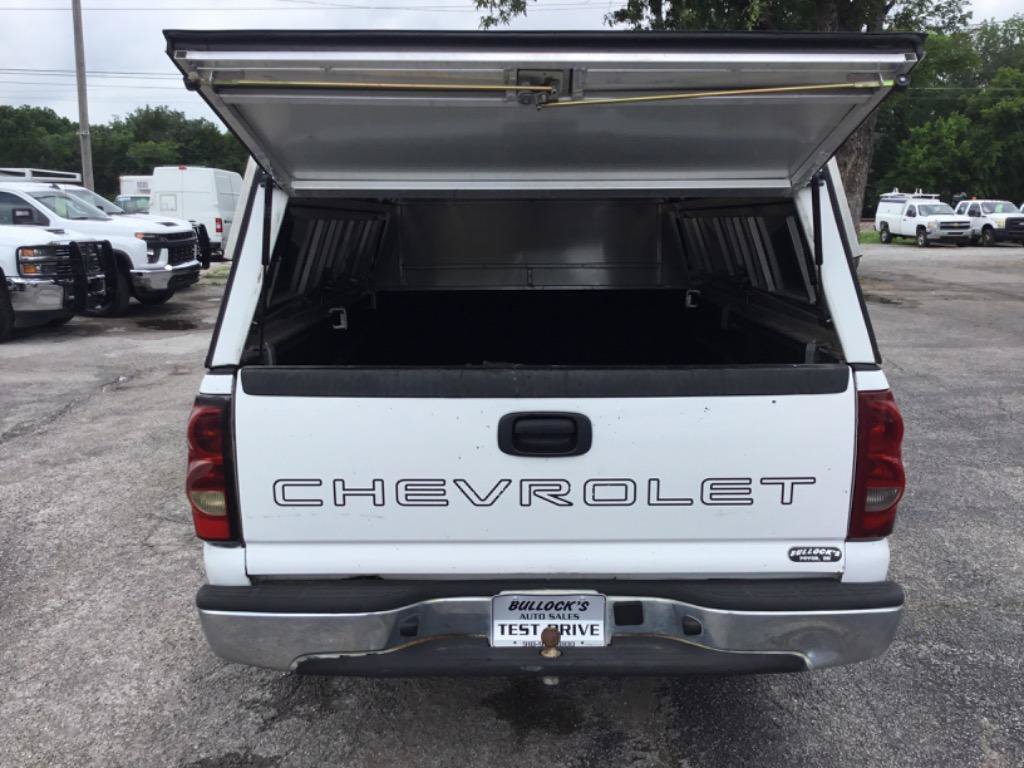 Used 2006 Chevrolet Silverado 1500 W/T RWD image 10