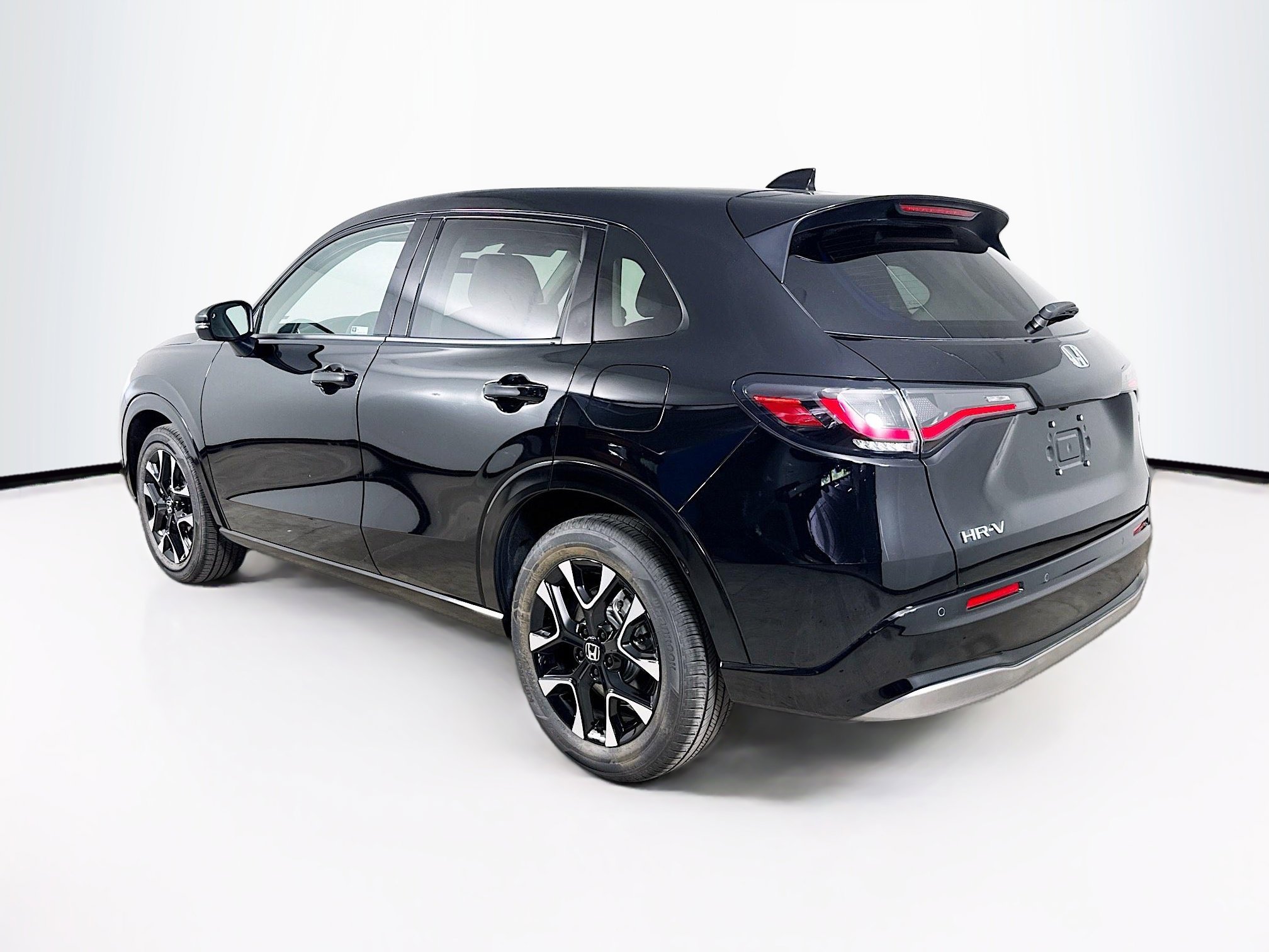 Certified 2026 Honda HR-V EX-L image 30