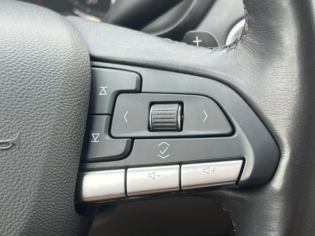 Certified 2023 Cadillac XT4 Premium Luxury w/ Cold Weather Package AWD/4WD image 20