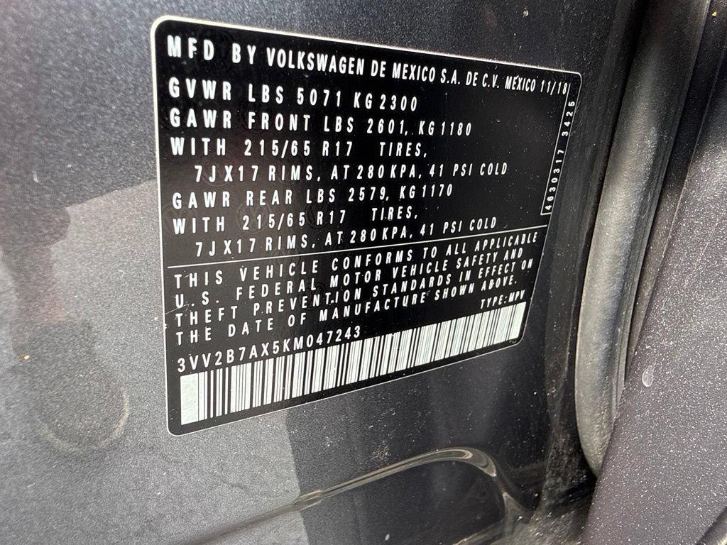 Used 2019 Volkswagen Tiguan SE AWD/4WD image 11