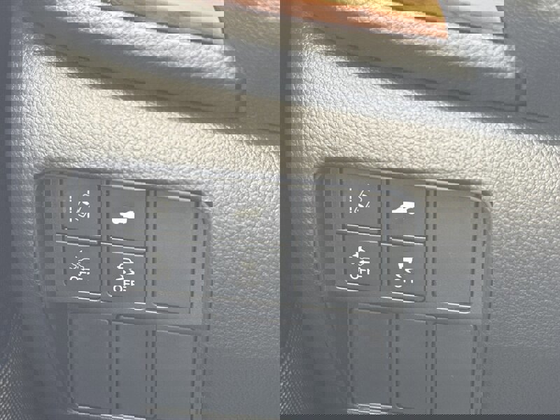 Used 2017 Honda CR-V Touring image 20