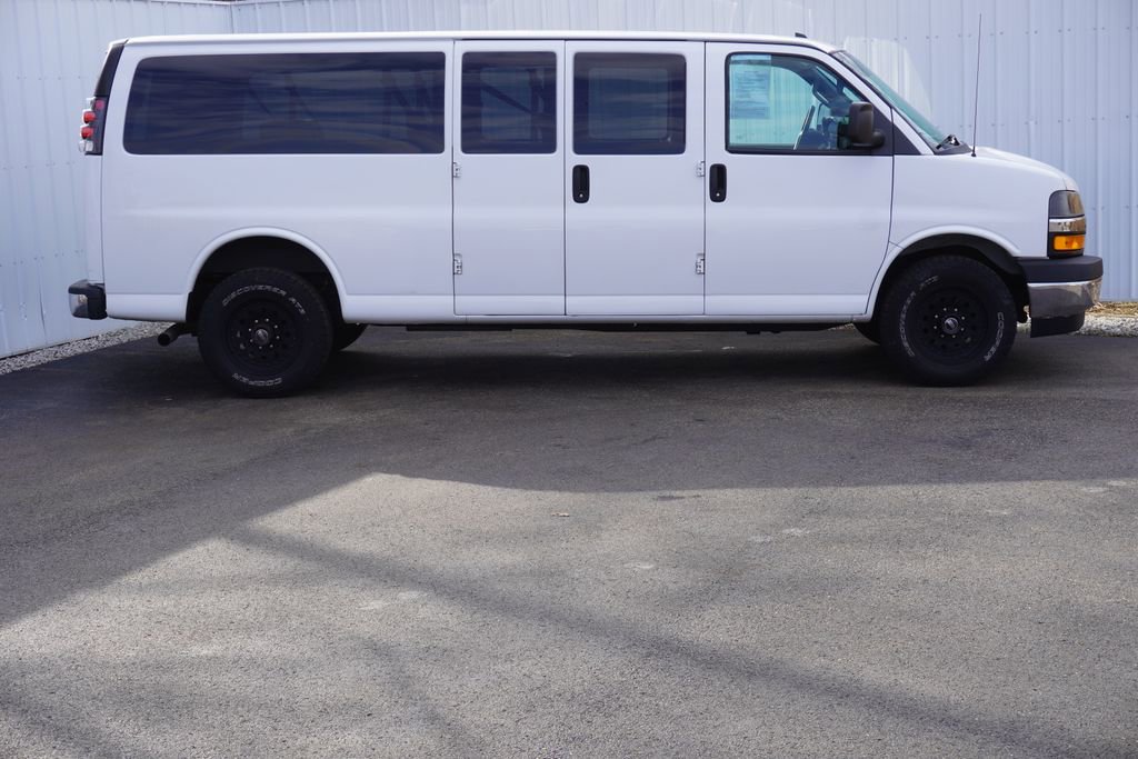 Used 2019 Chevrolet Express 3500 LT w/ LT Preferred Equipment Group image 2