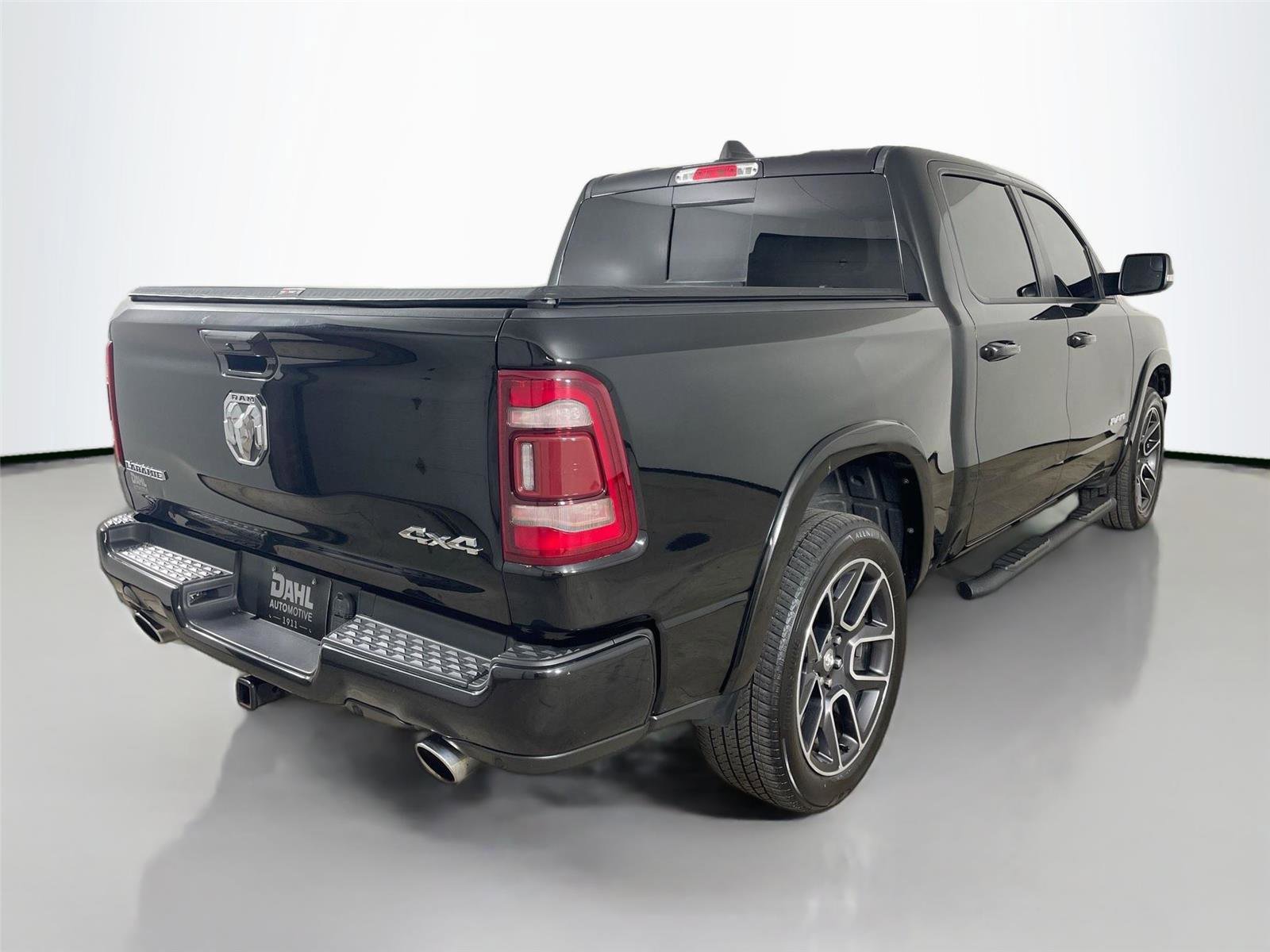 Used 2021 RAM 1500 Laramie w/ Sport Appearance Package AWD/4WD image 13