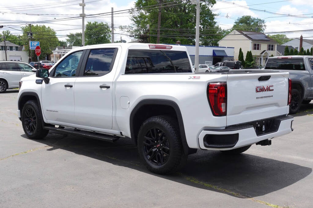 Used 2023 GMC Sierra 1500 Pro w/ Graphite Edition AWD/4WD image 3