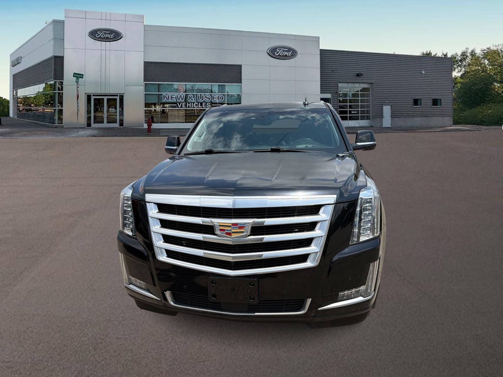 Used 2015 Cadillac Escalade Premium AWD/4WD image 3