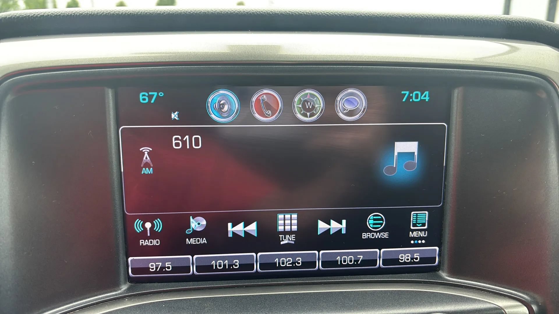 Used 2018 Chevrolet Silverado 1500 LT w/ All Star Edition AWD/4WD image 23